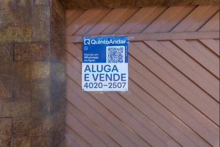 Casa à venda com 182m², 3 quartos e 4 vagasPlaquinha