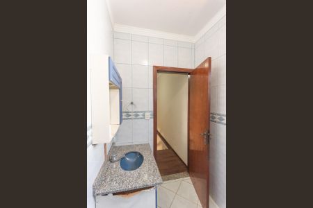 Casa à venda com 182m², 3 quartos e 4 vagasBanheiro Social