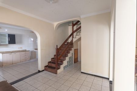 Casa à venda com 182m², 3 quartos e 4 vagasSala