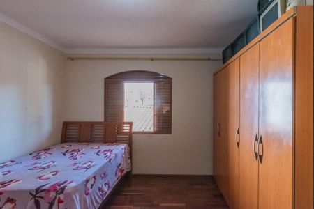 Casa à venda com 182m², 3 quartos e 4 vagasQuarto 1