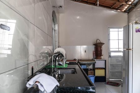 Casa à venda com 379m², 3 quartos e 8 vagasCozinha