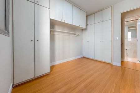 Apartamento à venda com 40m², 1 quarto e 1 vagaQuarto