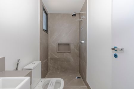 Apartamento para alugar com 166m², 4 quartos e 2 vagas Apartamento para alugar com 166m², 4 quartos e 2 vagasBanheiro