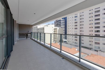 Apartamento para alugar com 166m², 4 quartos e 2 vagas Apartamento para alugar com 166m², 4 quartos e 2 vagasVaranda