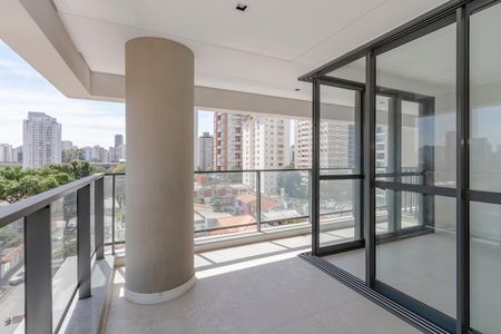 Apartamento para alugar com 166m², 4 quartos e 2 vagas Apartamento para alugar com 166m², 4 quartos e 2 vagasVaranda