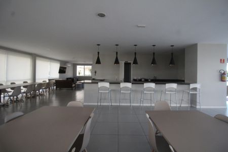 Apartamento para alugar com 61m², 2 quartos e 1 vagaÁrea comum - Salão de festas