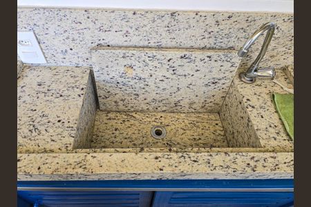 Apartamento para alugar com 90m², 1 quarto e 1 vagaÁrea de Serviço