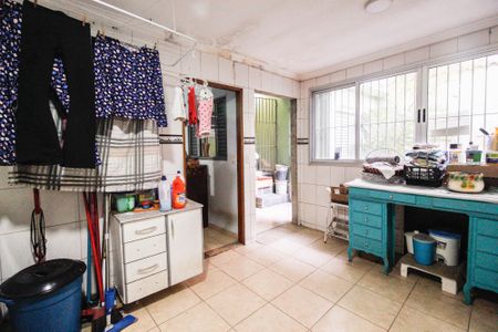 Casa à venda com 160m², 3 quartos e 1 vagaÁrea de serviço