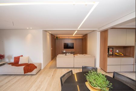 Apartamento à venda com 216m², 4 quartos e 3 vagasSala
