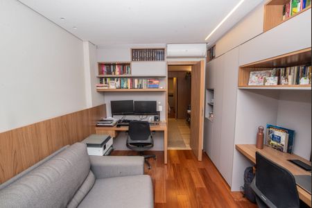Apartamento à venda com 216m², 4 quartos e 3 vagasSuíte 1