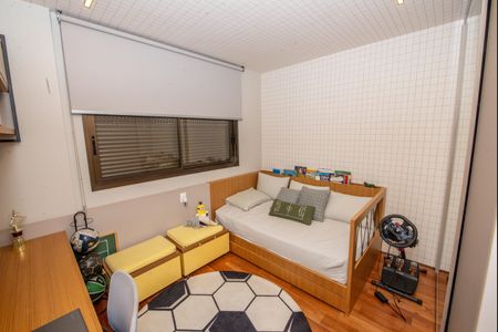 Apartamento à venda com 216m², 4 quartos e 3 vagasSemi suíte 1