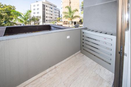 Apartamento à venda com 216m², 4 quartos e 3 vagasVista da Sacada da Cozinha