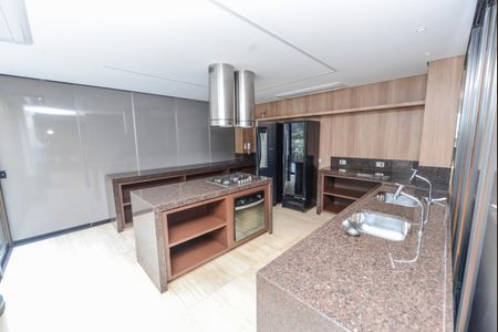 Apartamento à venda com 216m², 4 quartos e 3 vagasÁrea comum