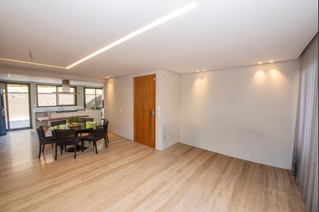 Sala de apartamento à venda com 4 quartos, 216m² em Sion, Belo Horizonte