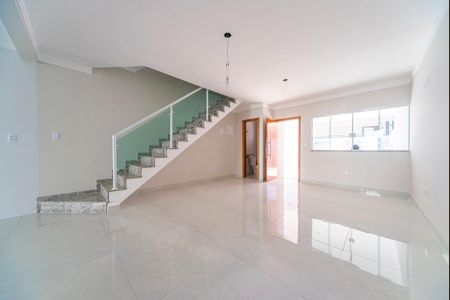 Casa à venda com 190m², 3 quartos e 4 vagasSala