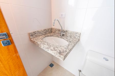 Casa à venda com 190m², 3 quartos e 4 vagasBanheiro da Suíte 2