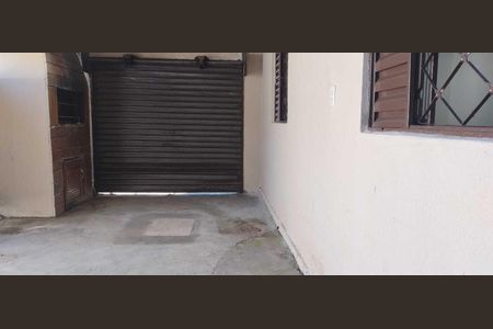 Casa para alugar com 60m², 2 quartos e 1 vaga Casa para alugar com 60m², 2 quartos e 1 vagaGaragem