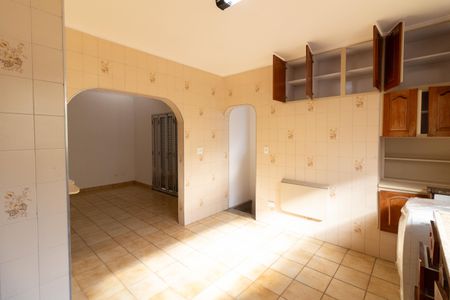 Casa à venda com 300m², 4 quartos e 5 vagas Casa à venda com 300m², 4 quartos e 5 vagasCozinha