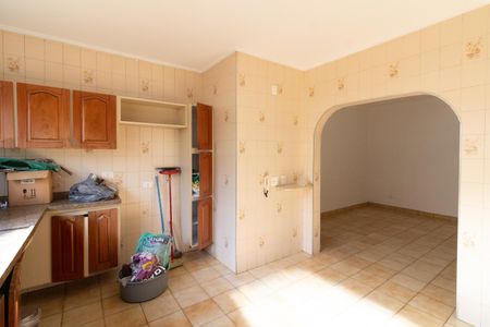 Casa à venda com 300m², 4 quartos e 5 vagas Casa à venda com 300m², 4 quartos e 5 vagasCozinha