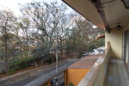 Casa à venda com 300m², 4 quartos e 5 vagas Casa à venda com 300m², 4 quartos e 5 vagasVaranda da Suíte 1