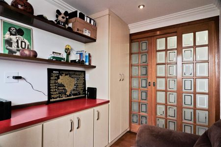 Apartamento à venda com 78m², 2 quartos e 1 vagaEscritório