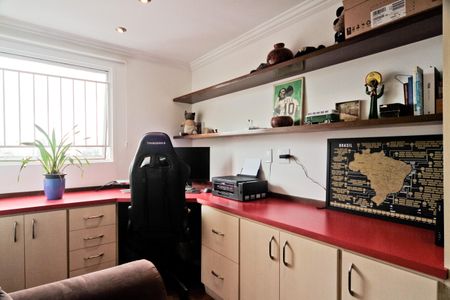 Apartamento à venda com 78m², 2 quartos e 1 vagaEscritório