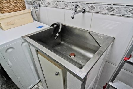 Apartamento à venda com 78m², 2 quartos e 1 vagaÁrea de Serviço