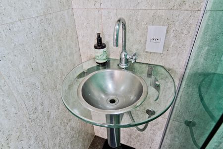 Apartamento à venda com 78m², 2 quartos e 1 vagaBanheiro da Suíte