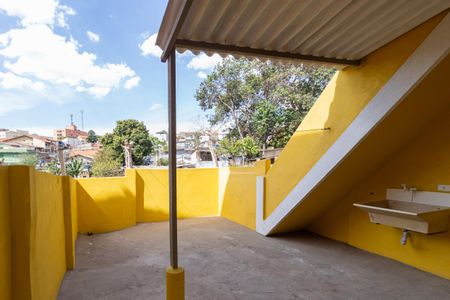 Casa para alugar com 60m², 2 quartos e sem vagaÁrea de serviço