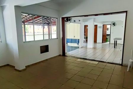 Apartamento à venda com 72m², 3 quartos e 1 vagaÁrea comum - Salão de festas