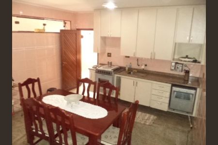 Casa à venda com 3 quartos, 324m² em Vila Prudente, São Paulo