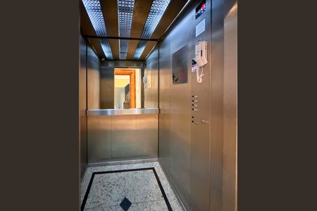 Apartamento para alugar com 250m², 4 quartos e 2 vagasElevador