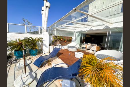 Apartamento para alugar com 250m², 4 quartos e 2 vagasTerraço