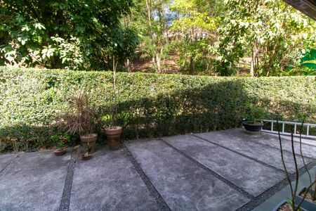 Casa de condomínio à venda com 400m², 5 quartos e 2 vagasVista da Suíte 3