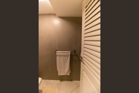 Casa de condomínio à venda com 400m², 5 quartos e 2 vagasBanheiro da Suíte 1