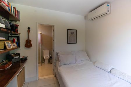 Casa de condomínio à venda com 400m², 5 quartos e 2 vagasSuíte 4