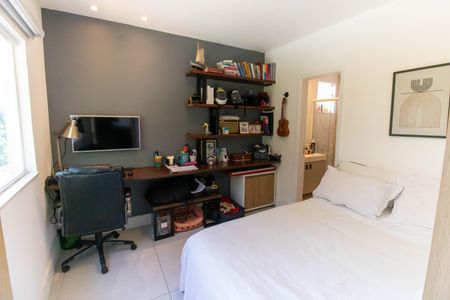 Casa de condomínio à venda com 400m², 5 quartos e 2 vagasSuíte 4