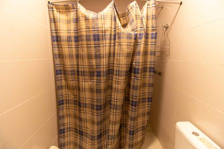 Casa de condomínio à venda com 400m², 5 quartos e 2 vagasBanheiro de serviço