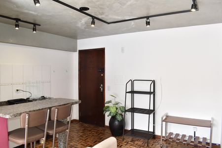 Studio de casa para alugar com 1 quarto, 28m² em Centro, Curitiba