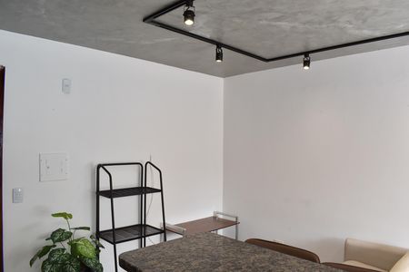 Cozinha de casa para alugar com 1 quarto, 28m² em Centro, Curitiba