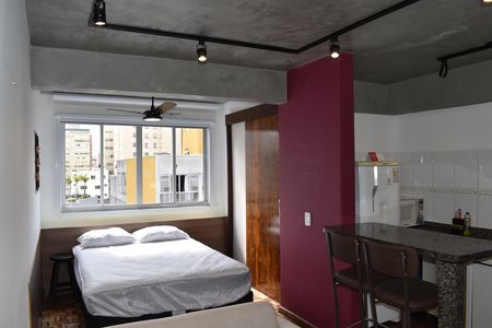 Studio de casa para alugar com 1 quarto, 28m² em Centro, Curitiba