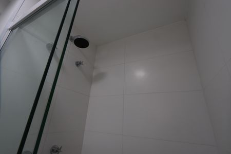 Banheiro de kitnet/studio à venda com 1 quarto, 23m² em Jardim Aurelia, São Paulo