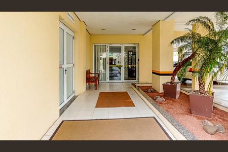Apartamento para alugar com 70m², 3 quartos e 1 vagaEntrada do prédio