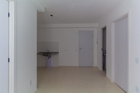 Sala de apartamento para alugar com 2 quartos, 40m² em Conjunto Habitacional Teotonio Vilela, São Paulo