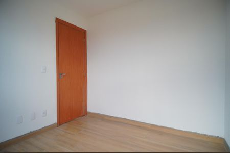 Quarto 2 de apartamento para alugar com 2 quartos, 40m² em Santos Dumont, São Leopoldo