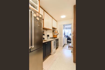 Apartamento à venda com 103m², 3 quartos e 2 vagasCozinha