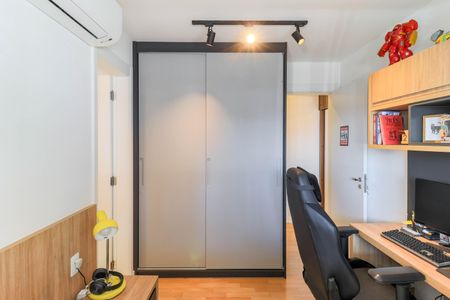 Apartamento à venda com 103m², 3 quartos e 2 vagasSuíte 2