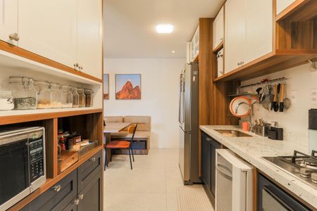 Apartamento à venda com 103m², 3 quartos e 2 vagasCozinha