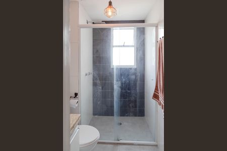 Apartamento para alugar com 48m², 2 quartos e 1 vaga Apartamento para alugar com 48m², 2 quartos e 1 vagaBanheiro