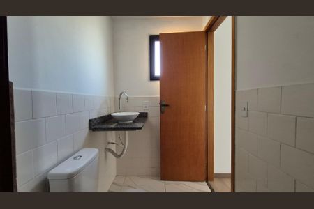 Apartamento à venda com 98m², 2 quartos e 1 vaga Apartamento à venda com 98m², 2 quartos e 1 vagaBanheiro da suíte